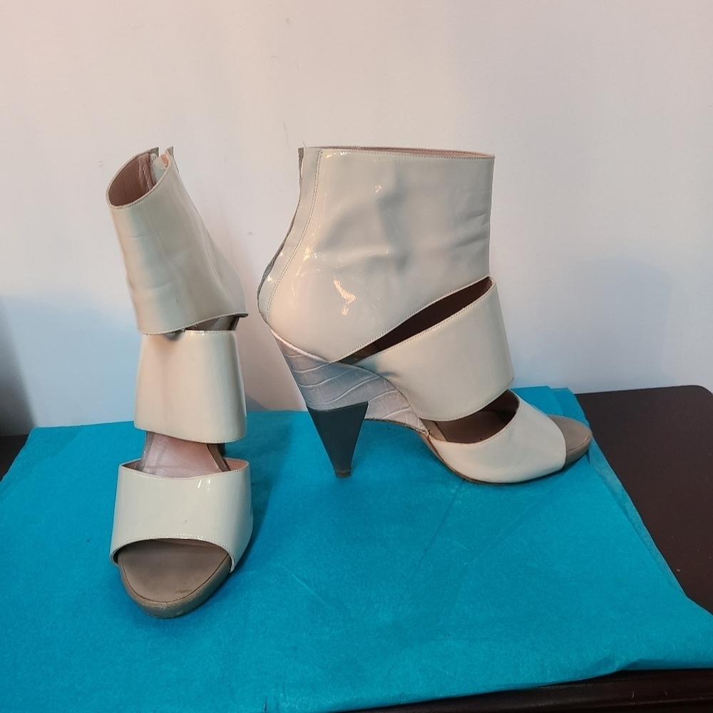 Chloe Heels